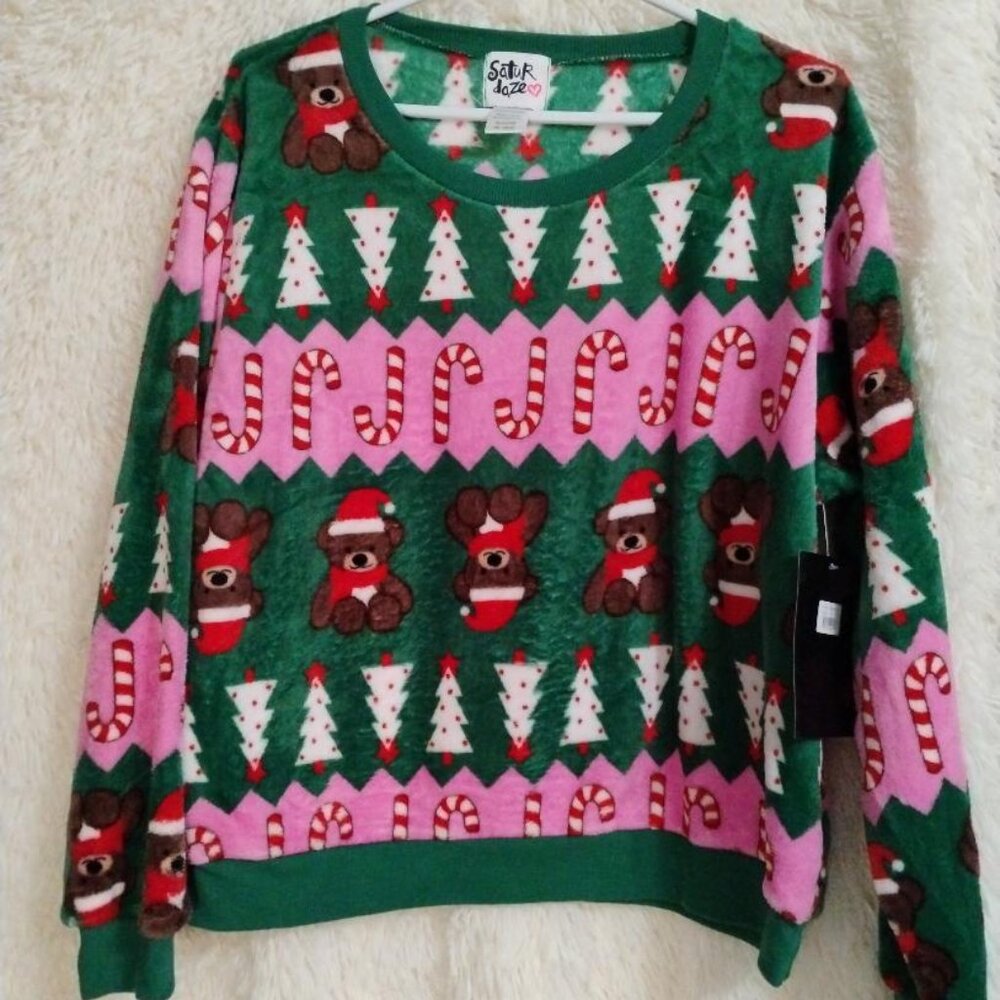Saturdaze Plush Lounge Top Size XL NWT